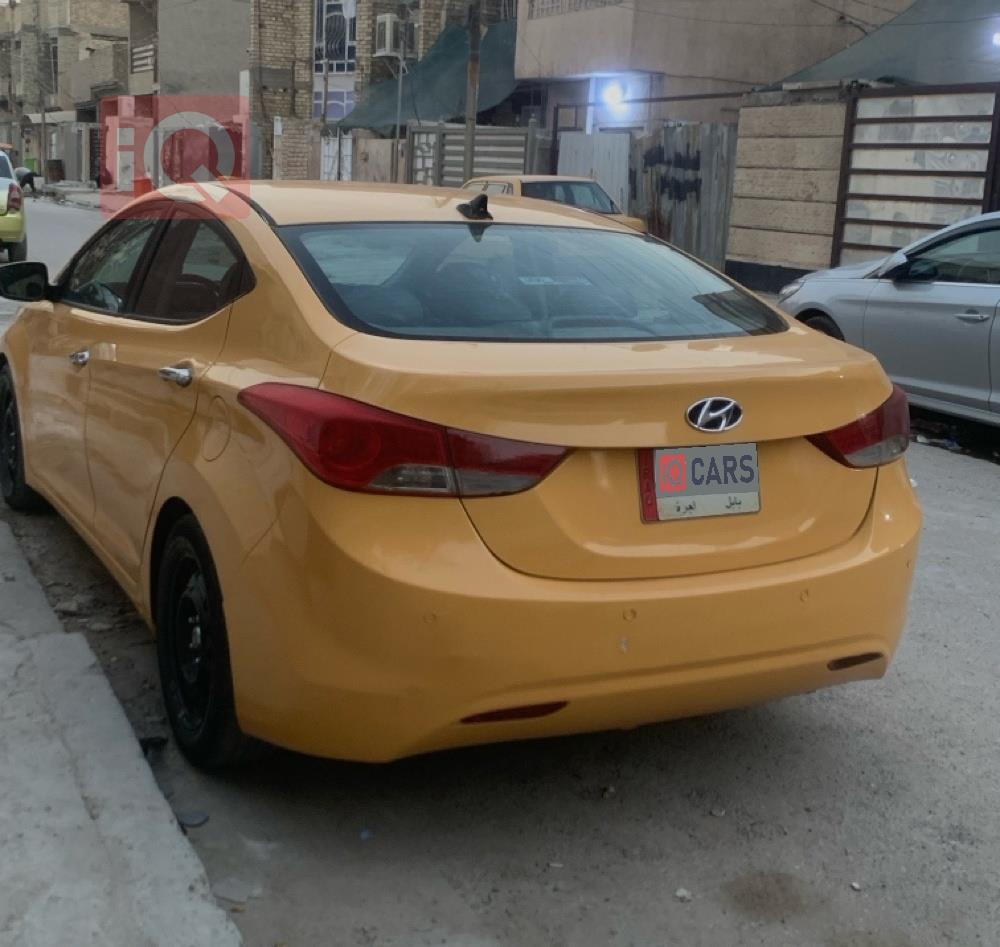 هیوندای ئەلەنترا